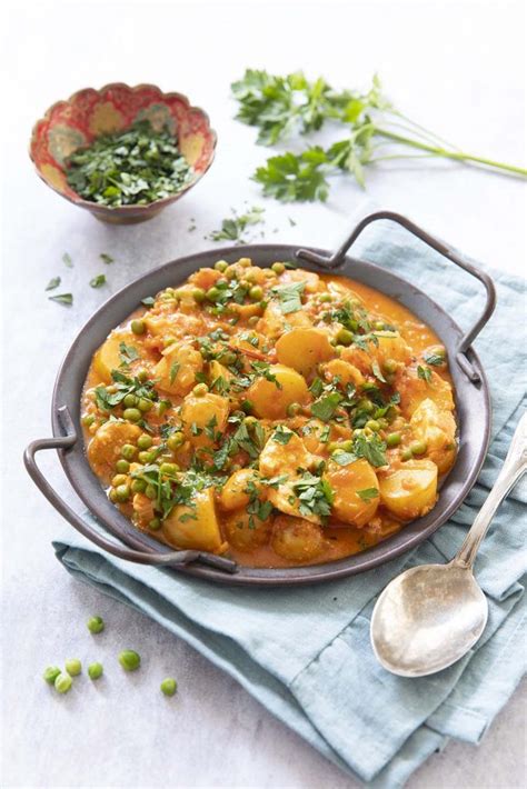 Curry De Pommes De Terre Petits Pois Et Paneer Recettes De Cuisine