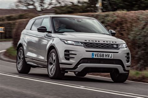 Range Rover Evoque D180 SE R-Dynamic 2019 UK first drive | Autocar