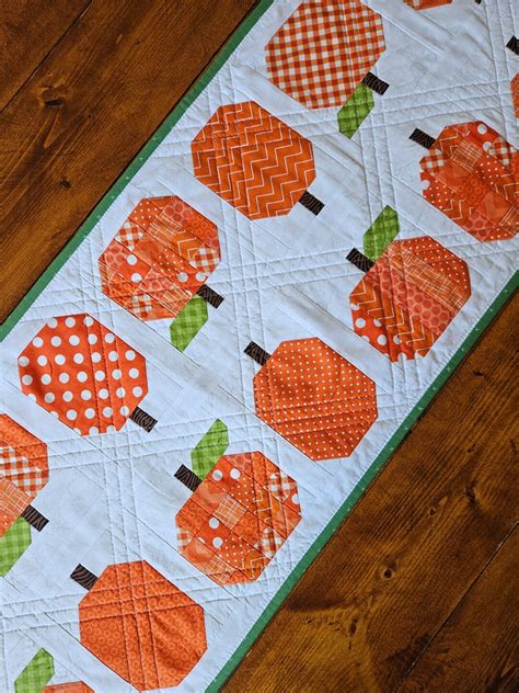 Patchwork Pumpkins Quilted Table Runner Etsy