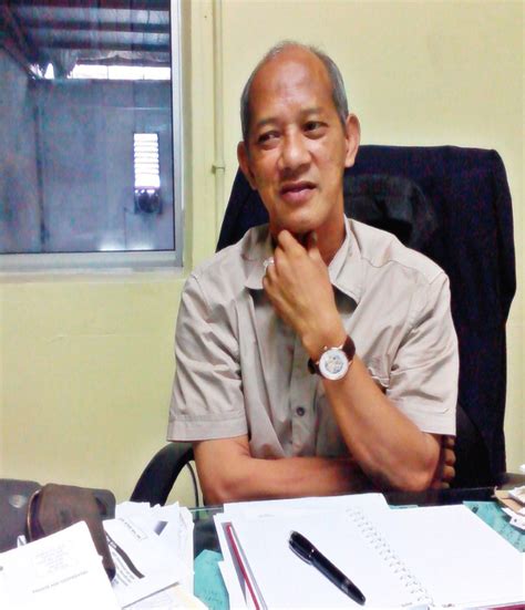 Sebelum beliau menceburi bidang perniagaan dengan menubuhkan worldwellness network (wwn). Probac Edaran: Biodata Pengasas