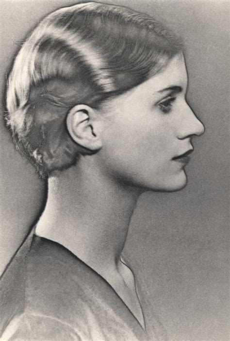 Lee Miller Surrealist Avant Garde Photographer Muse And