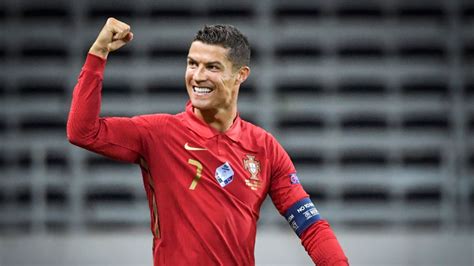 El Bicho Eterno Cristiano Ronaldo Llegó A Los 36 Años Y Sigue En La