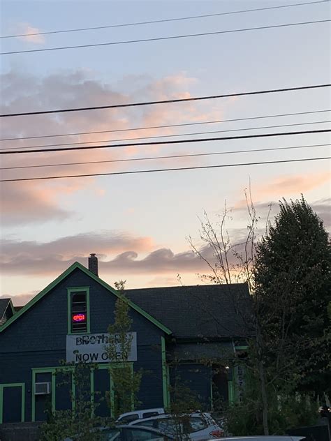 These Clouds That Look Like Waves Rmildlyinteresting