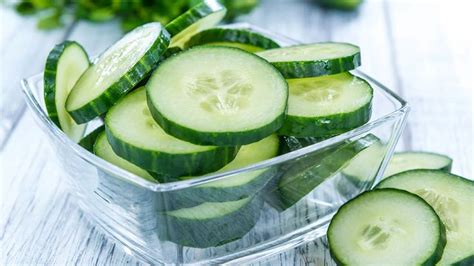 Secret Side Effects Of Eating Cucumbers Says Science Beneficios