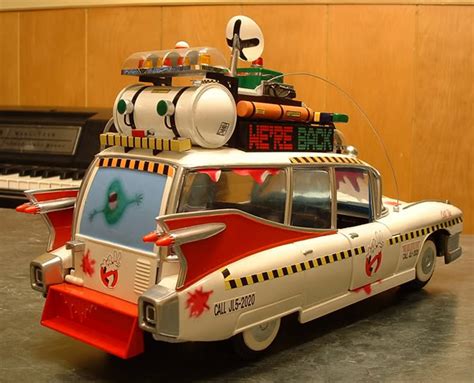 1959 cadillac eldorado ghostbusters ecto 1a chrome version 1/64 scale diecast car model by johnny lightning jlcp7026 5. Ecto 1A Diecast Model - Ghostbusters Fans