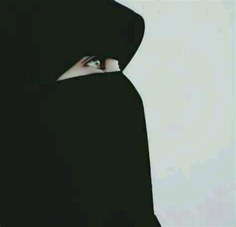 Pin By Muslimahme Alhll On Hijab Muslim Women Niqab Muslim Couples