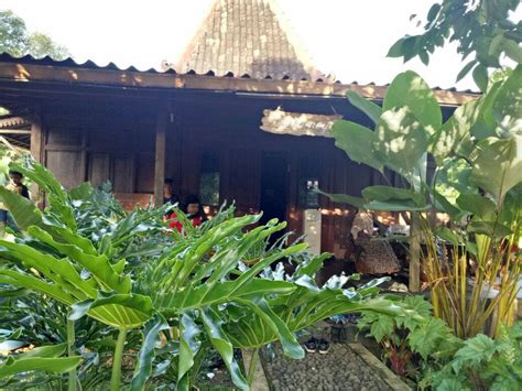 Cari rumah dijual di bogor disini. Kampoeng Wisata Rumah Joglo Miniatur Jawa Tengah Di Bogor