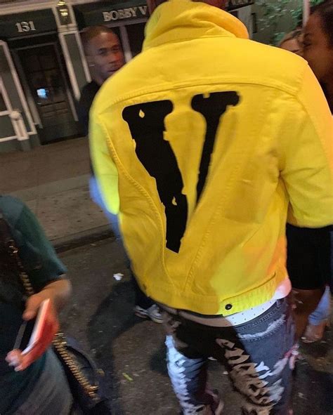 Shawtypr In 2020 Vlone Clothing Hypebeast Fashion Rapper Outfits