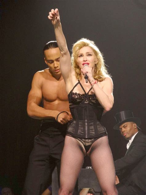 Pic Madonna Wardrobe Malfunction — Exposes Crotch In