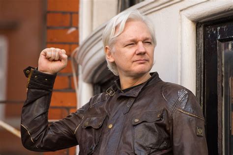 Whistleblower Julian Assange Gericht Verbietet Auslieferung In Die Usa
