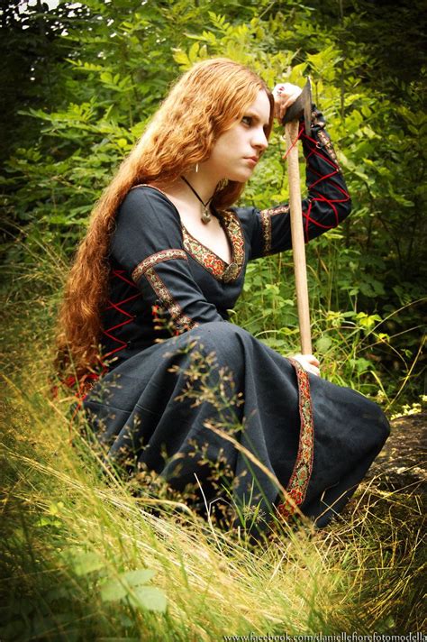 Medieval Clothing Pagan Viking Women