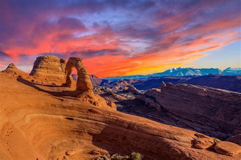 Why Arches National Park Should Be On Your Summer Vacay List