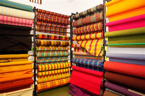The splitback design gives users the ability to fully recline one side the covering fabric is a quality material with a unique pattern of white, gray and black wires. Selyn | Shopping in Colombo 5, Colombo 5