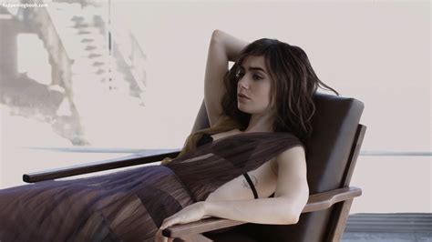 Lily Collins Nude The Fappening Photo Fappeningbook