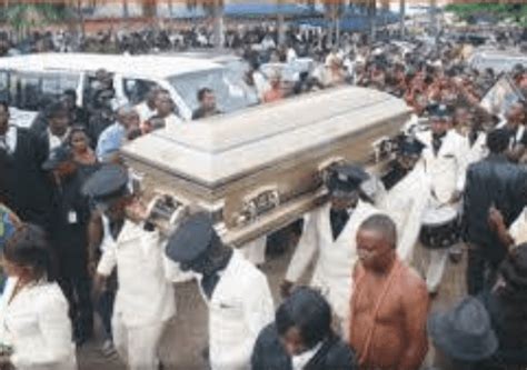 9 Years After Sam Loco Efe Died Look At Photos From His Burial His