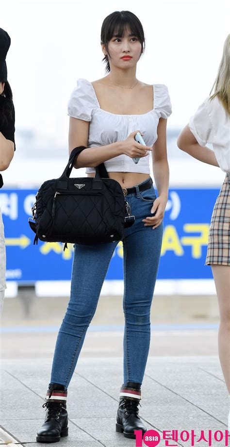 10 Times Twices Momo Showed Her Beautiful Figure In A Pair Of Jeans