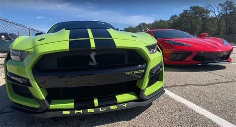 2020 Corvette Stingray C8 Tries To Outsprint A Ford Mustang Shelby
