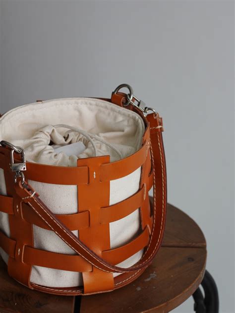Sample Sale Handmade Vegetable Tanned Leather Caged Bucket Bag