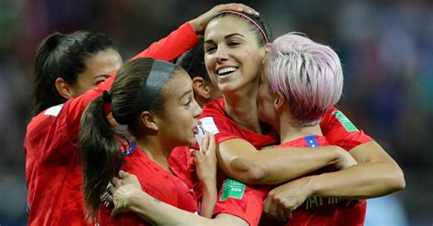 U S Women’s Team And U S Soccer Agree To Mediation Over Gender Discrimination Claim The New