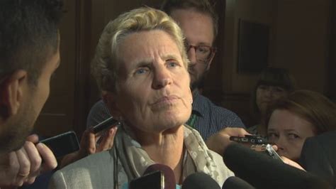 Kathleen Wynne To Call For Mandatory Seatbelts On School Buses Ontario