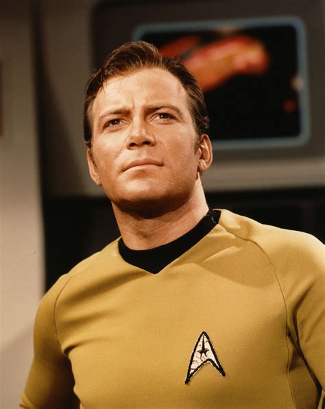 Captain James T Kirk William Shatner Star Trek Pinterest