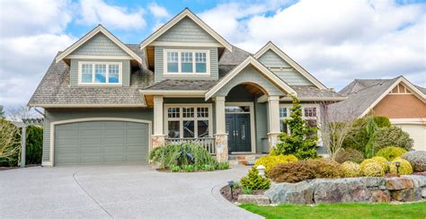 Modern House Plans Under 200k to Build | plougonver.com To come close to building a house on a $50,000 budget, you'll have to cut many corners.