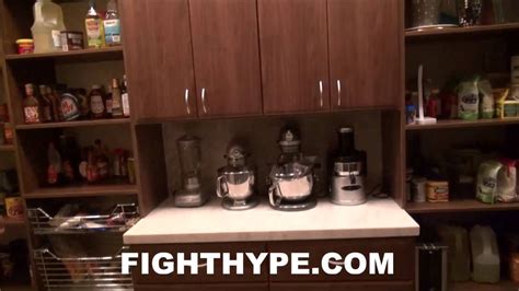 Floyd mayweather gives stephen a. FLOYD MAYWEATHER BIG BOY MANSION TOUR (WEST WING); NO EXPENSE SPARED ON LUXURY INTERIOR ...