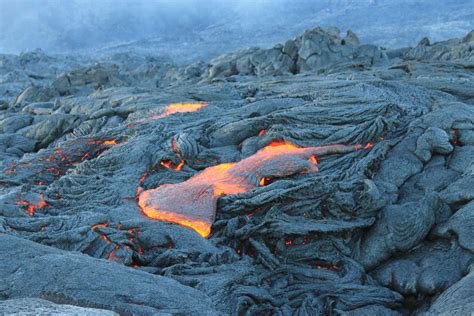 Why Hawaiis Hot Lava Is So Awe Inspiring
