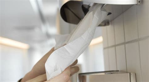 Youve Been Using Paper Towels Wrong Your Whole Life Heres How To