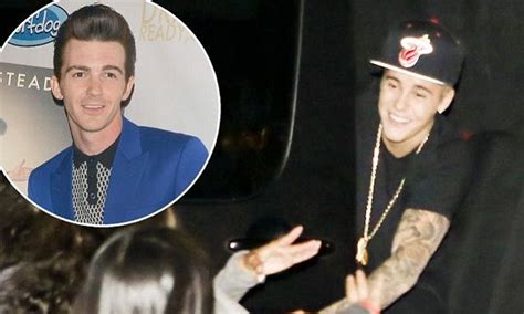 Justin Bieber Gatecrashes Drake Bells Album Launch Party Daily Mail Online