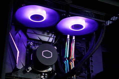Cooler master looks set to tackle the heat and the style with their masterliquid ml240l v2 rgb, even in the name of the product is a bit clunky. Cooler Master uvádí druhou verzi AIO chlazení MasterLiquid ...
