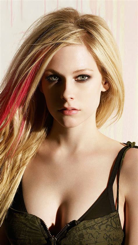 Avril Lavigne Gallery Female Singers Avril Lavigne Pictures Gallery 3