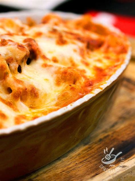 Caratterizzata da una consistenza cremosa e delicata, la ricotta è un prodotto incredibilmente versatile da usare in cucina, dal momento che si presta alla preparazione di. Pasta al forno con caciotta e peperoni | Ricetta | Ricette ...