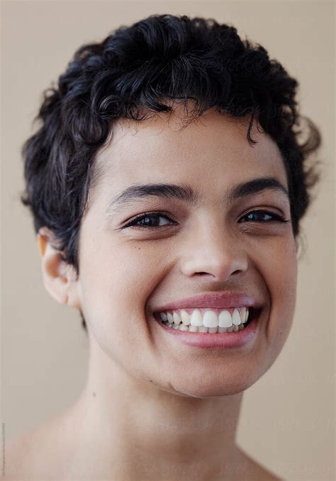 Close Up Portrait Of Smiling Woman By W2 Photography Portrait Smiling