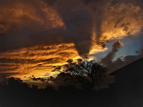 A man once told me:. Sonnenuntergang in Itá -Paraguay Foto & Bild | landschaft ...