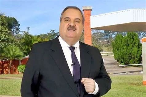 Browse & discover thousands of brands. Gilberto Barros participa de novela da Globo - Área VIP