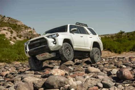 4runner Sr5 Vs Trd Off Road What Is The Difference Four Wheel Trends