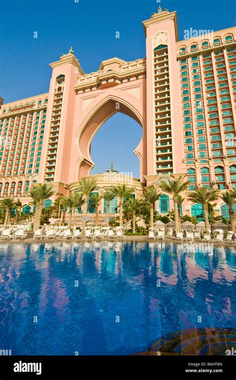 Atlantis Hotel Dubai Stock Photo Alamy