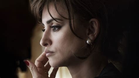 Limmensità Review Penelope Cruz Cannot Save Inconsistent Drama Trendradars India