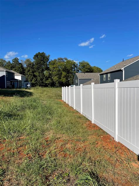 Professional Vinyl Fence Installation | King's Fence Company