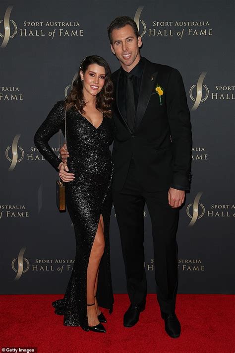 Chantelle otten has revealed an unfortunate incident from her first time in the bedroom with wheelchair tennis star dylan alcott. Dylan Alcott and Chantelle Otten arrive at Sport Australia ...