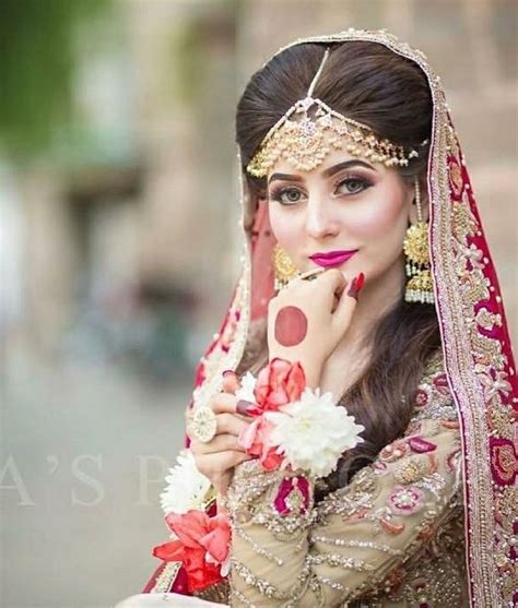 She's much popular in pakistan. Pin by Nimra Ahmed on wedding diaries | Wedding dresses ...