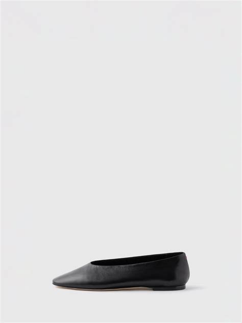Aeyde Moa Black Pointed Toe Flat