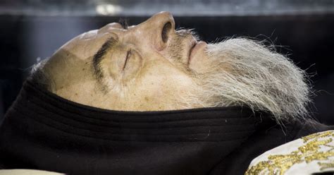 Heres Why The Preserved Body Of This Catholic Saint Is Hitting The