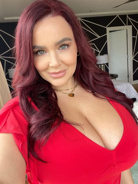 Tw Pornstars Natasha Nice 🇫🇷🇨🇺🇺🇸 Twitter Raise Your Hand If Youve Been Loving The Red Hair