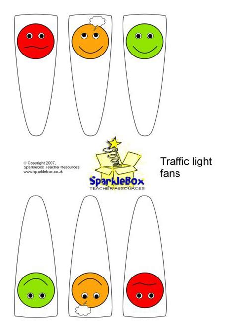 Pembelajaran abad 21 merupakan isu pendidikan paling trending di malaysia untuk tahun 2015 hingga tahun 2016 ini. Traffic Light Fans (SB1072) - SparkleBox