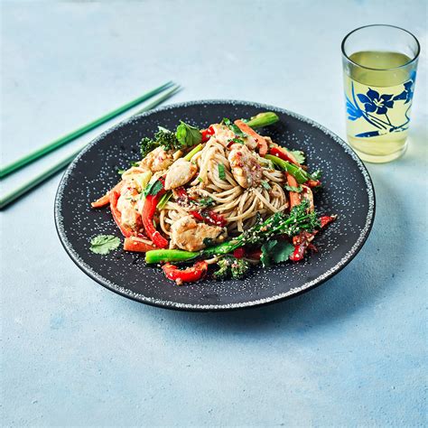 A Quick And Easy Chinese Chicken Chow Mein Recipe From Our Authentic