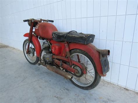 Zorg ervoor dat je alle informatie zwart op wit hebt staan, zeker als u zelf een auto verkoopt. Motom - Junior - 92 cc - 1964 - Veilingagenda
