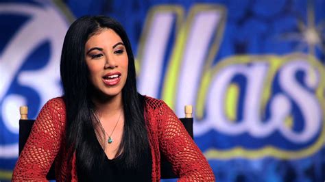 Pitch Perfect Chrissie Fit Flo Behind The Scenes Movie Interview