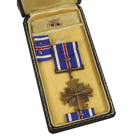 Medal Distinguished Flying Cross Silver Oak Leaf Cluster